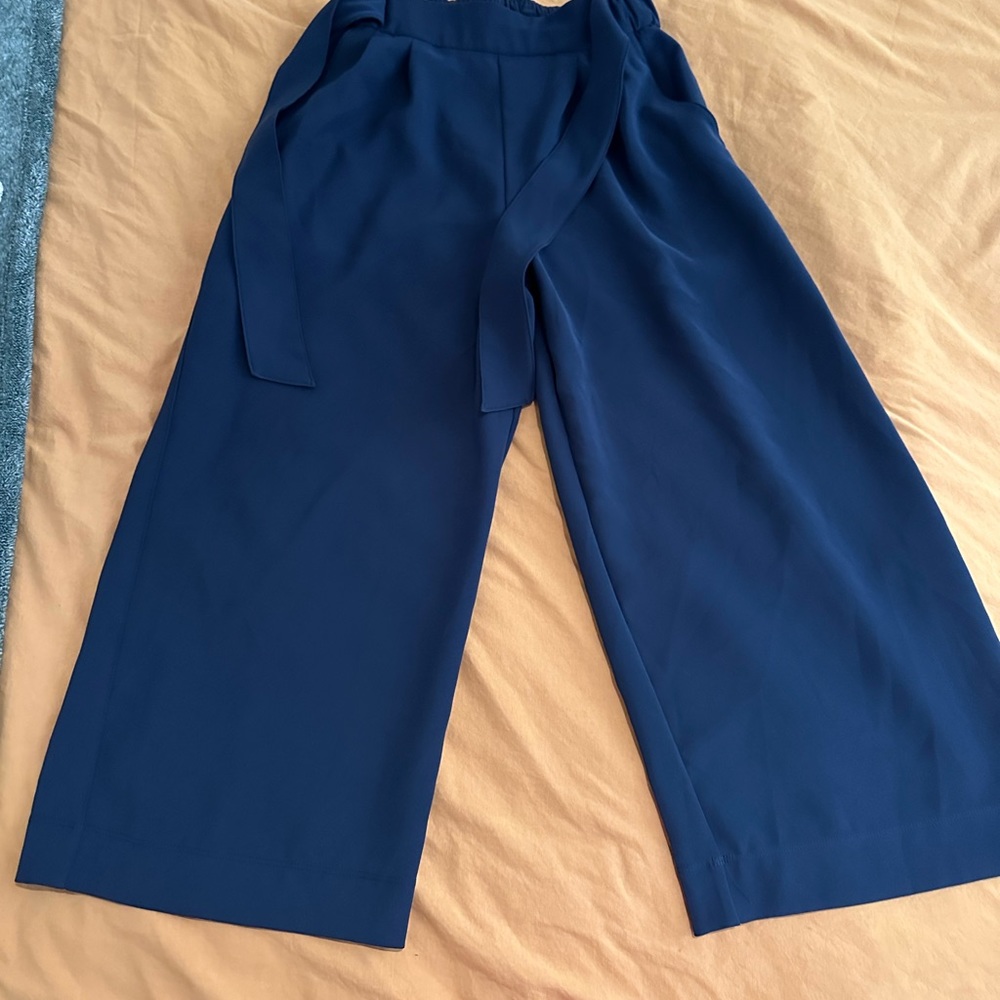 Lululemon Noir Crop pants